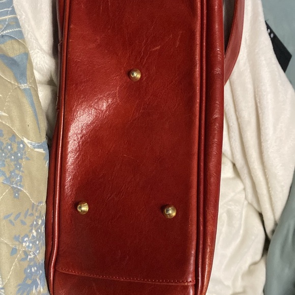 Marino Orlandi Red Italian Leather Shoulder Bag - Picture 5 of 6